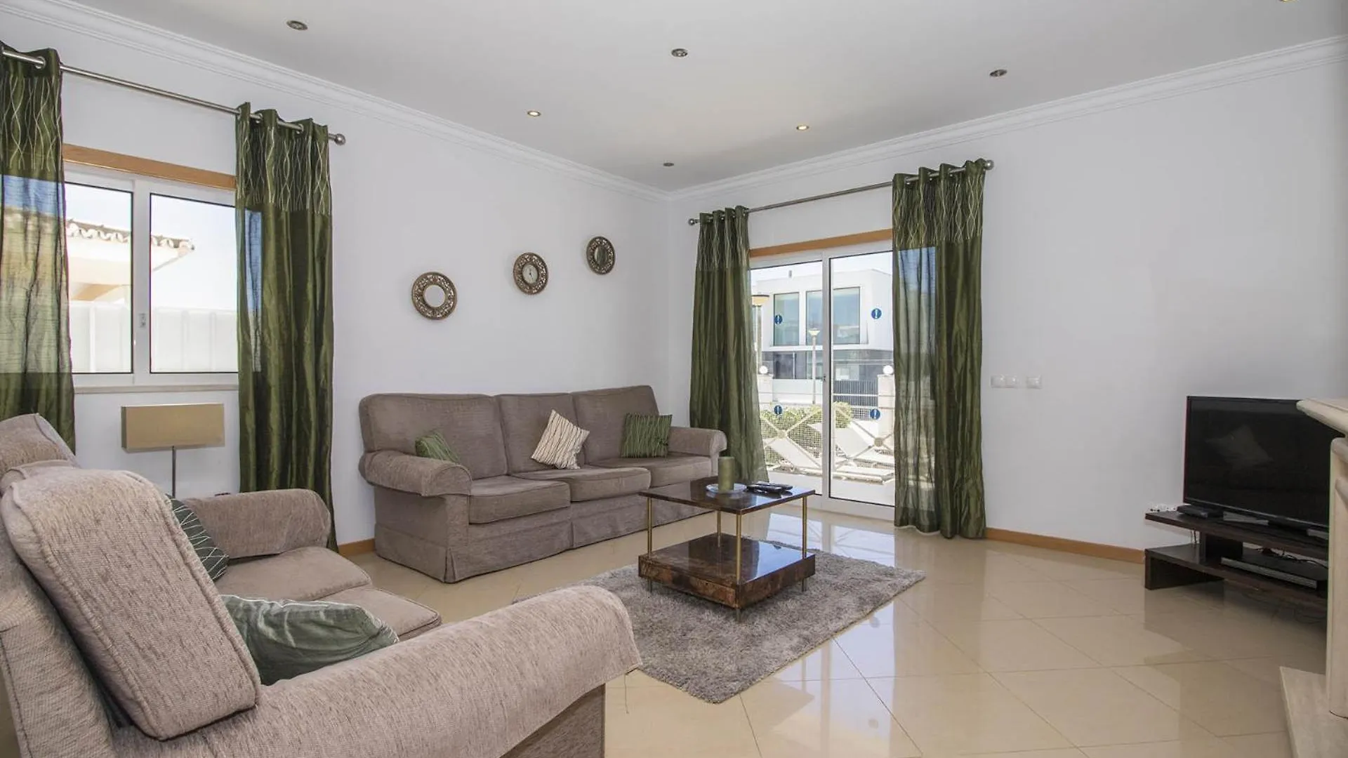 Villa Maresia Patroves